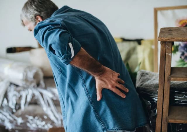 Nierenschmerzen nach Alkohol – unterschätzen Sie das Problem nicht