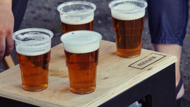 Kann ein Alkoholiker alkoholfreies Bier 0% trinken?