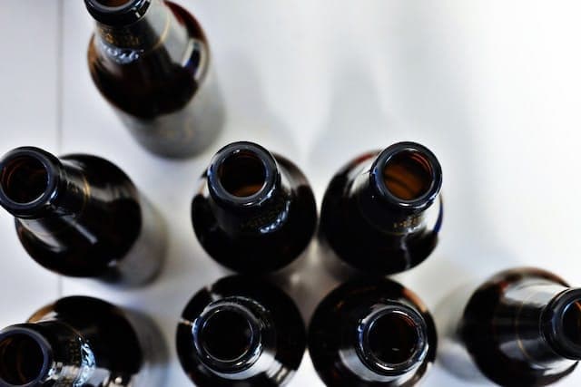 Typical alcoholic behaviour - Symptoms towards family