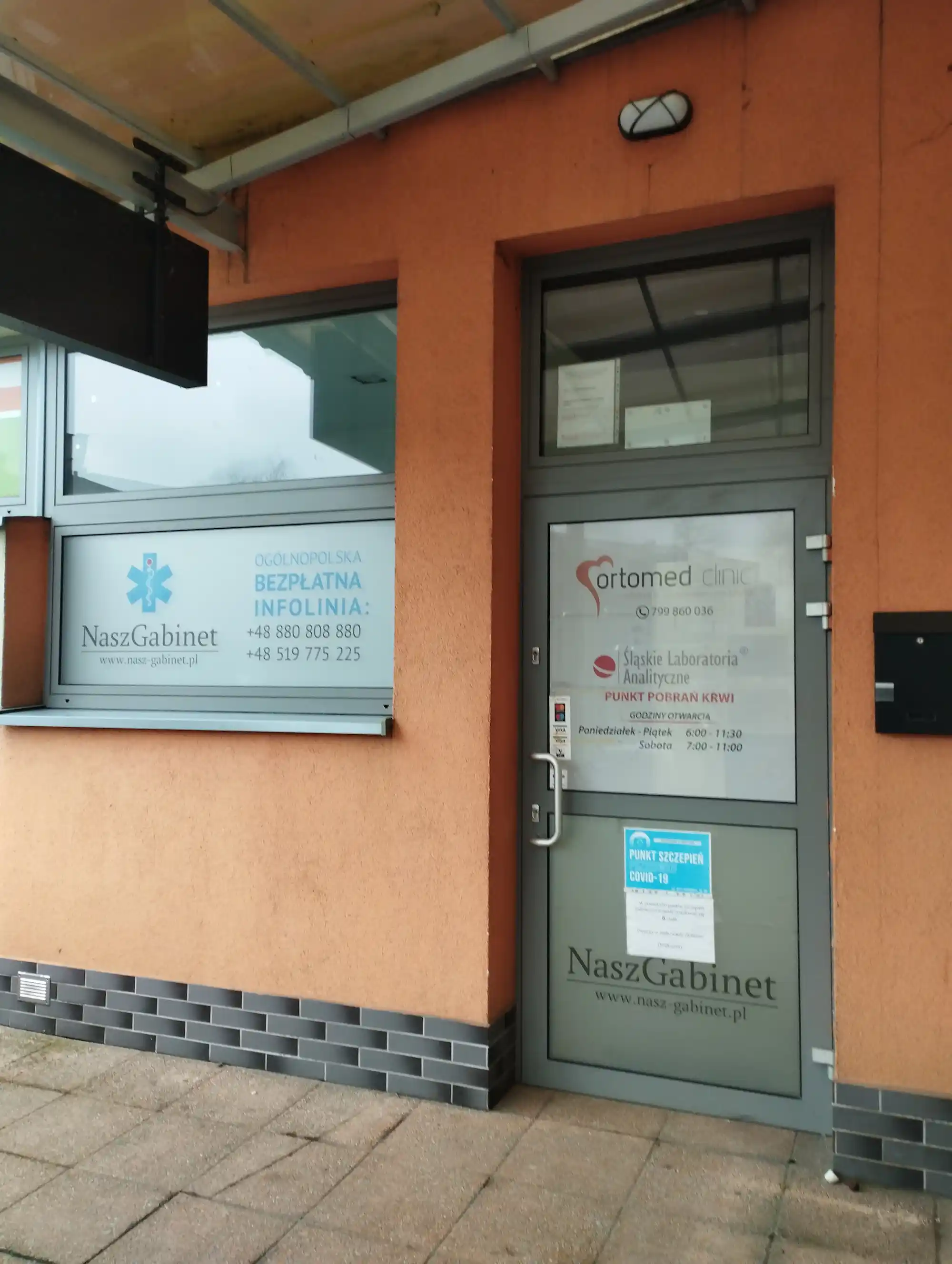 Wejście główne do Nasz Gabinet Katowice