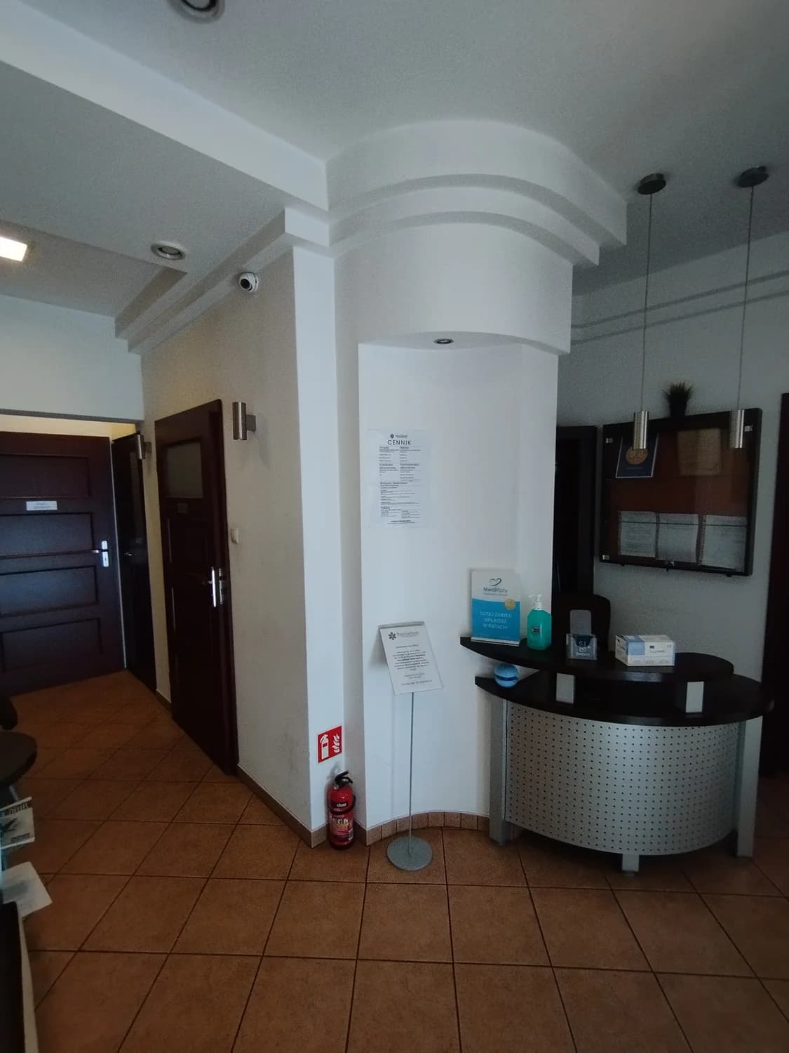 Hol z cennikiem usług w Nasz Gabinet Szczecin