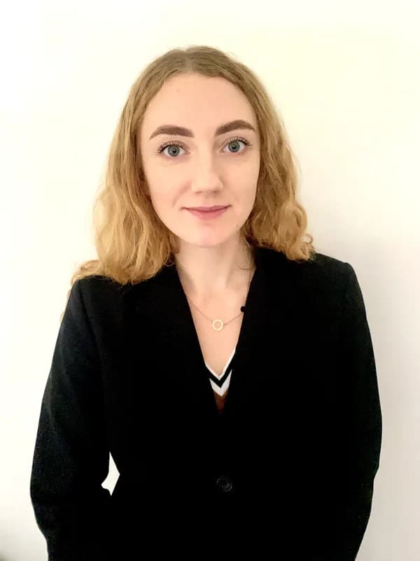 dr Agata Niezabitowska dr Agata Niezabitowska