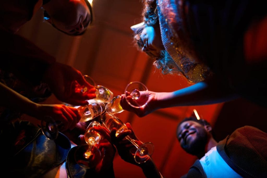 asertywne odmawianie alkoholu 1024x683 1